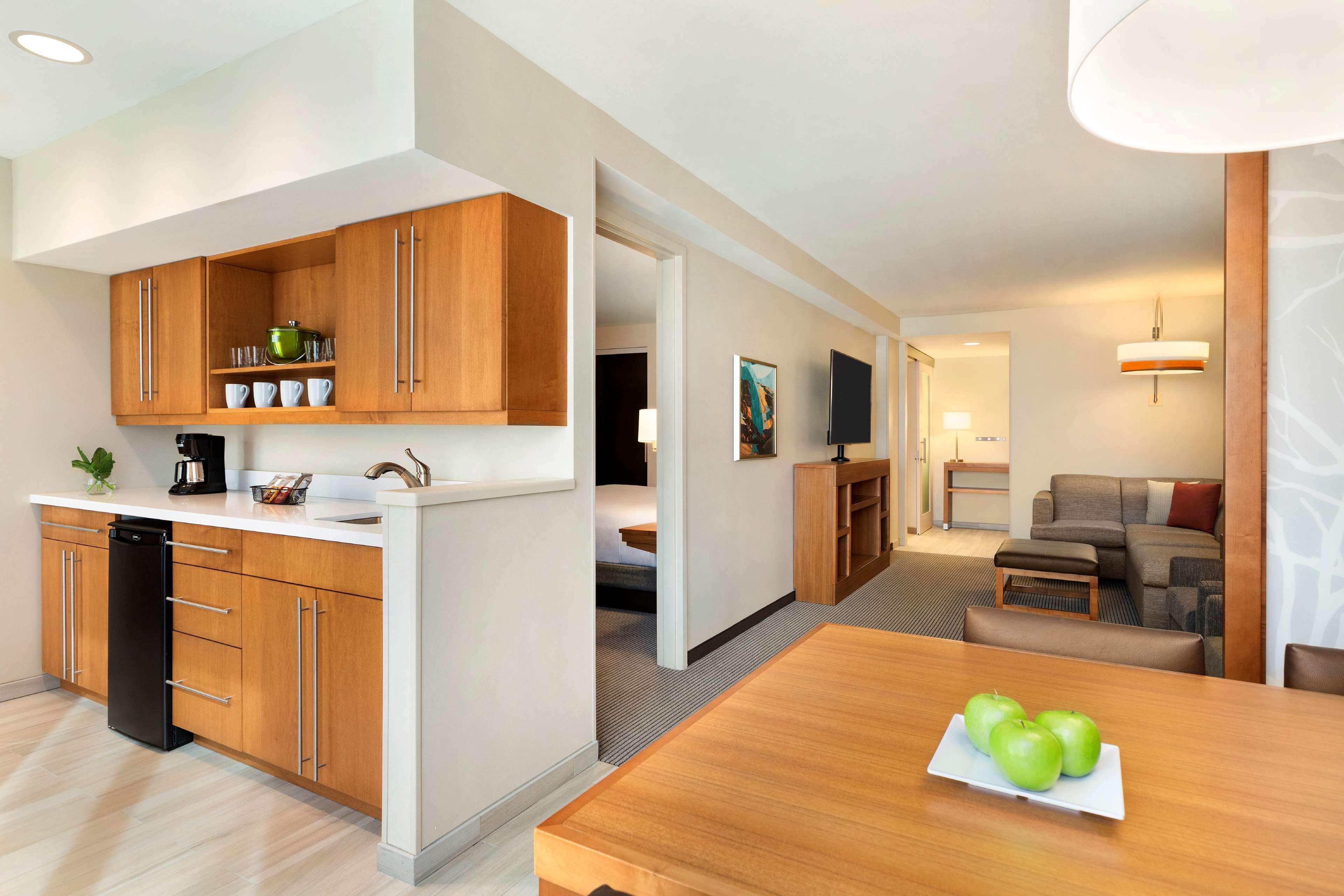 Hyatt Place 3*